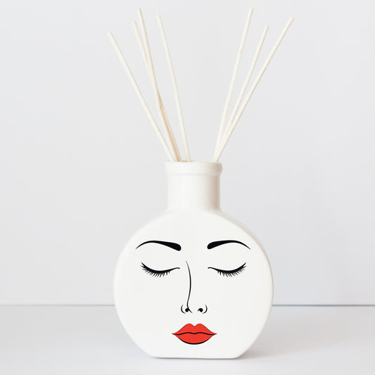 Profumatore in ceramica con grafica d’autore “Dea"
