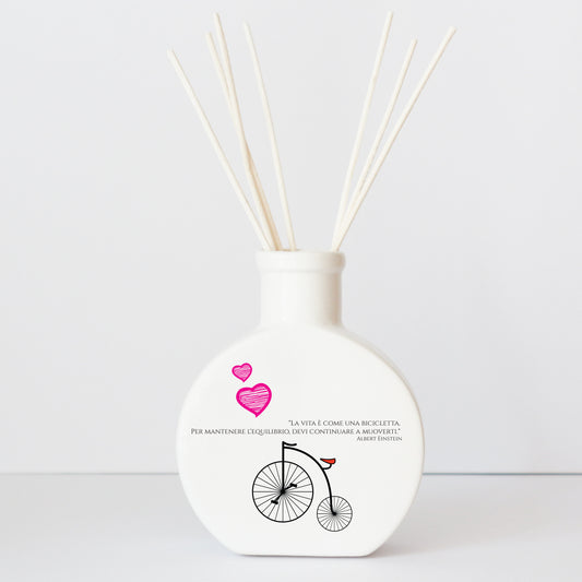 Profumatore in ceramica con grafica d’autore “Vita"