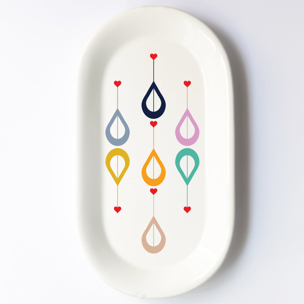 Vassoio ovale in ceramica fatto a mano – design artistico e personalizzabile Cod1