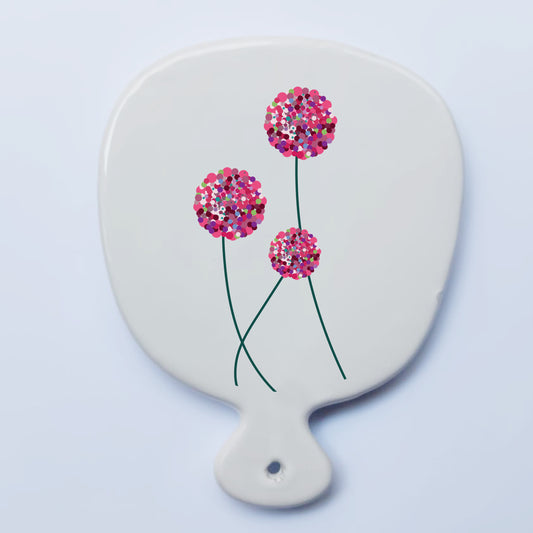 Tagliere/vassoio in ceramica Aglio in fiore  – Arte contemporanea Made in Italy