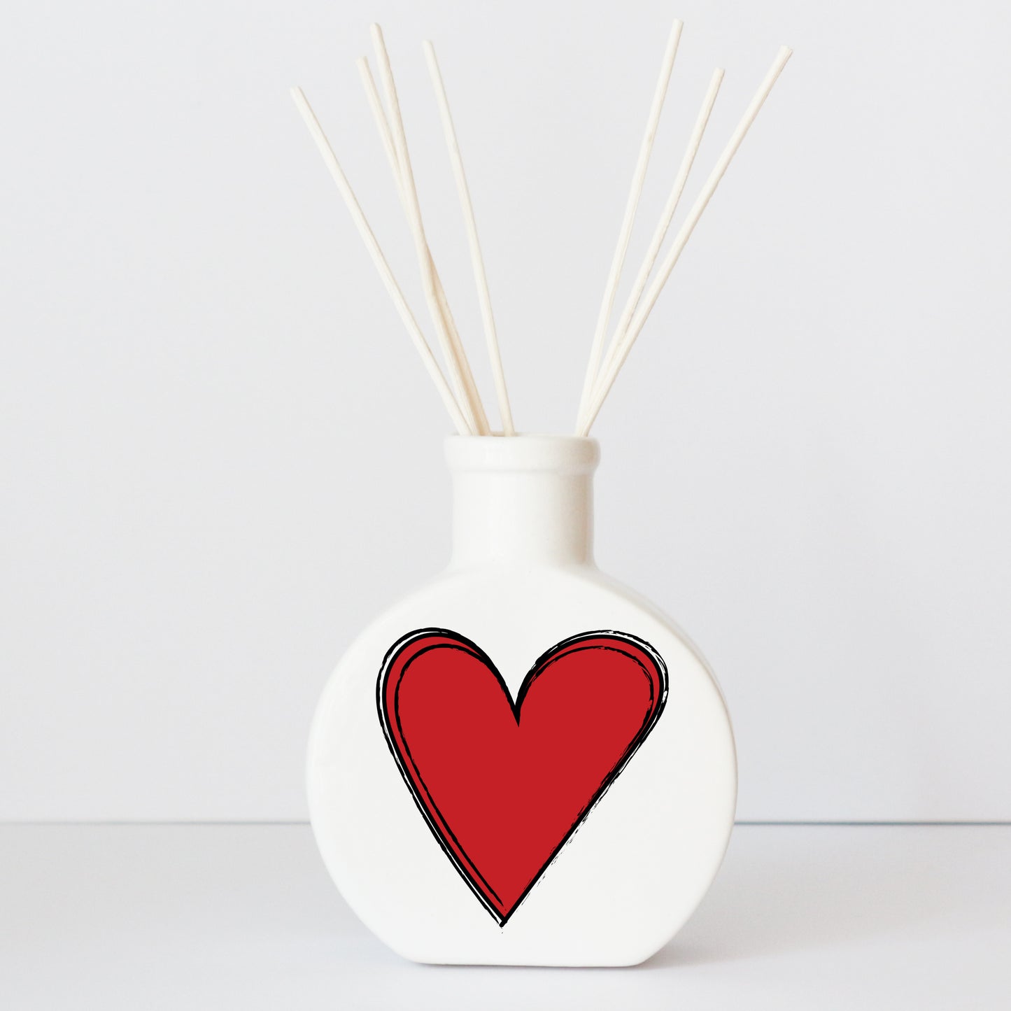 Profumatore in ceramica con grafica d’autore “Pure love"